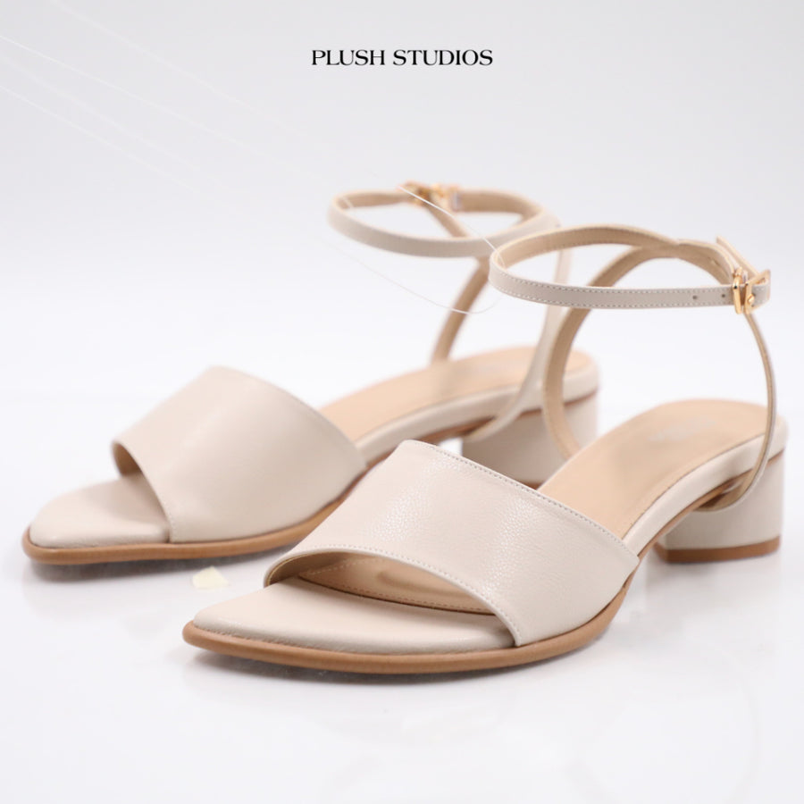 Emma Sandals Smoke White